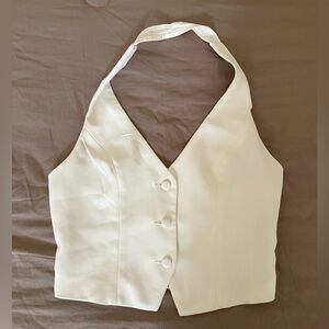 White vest top